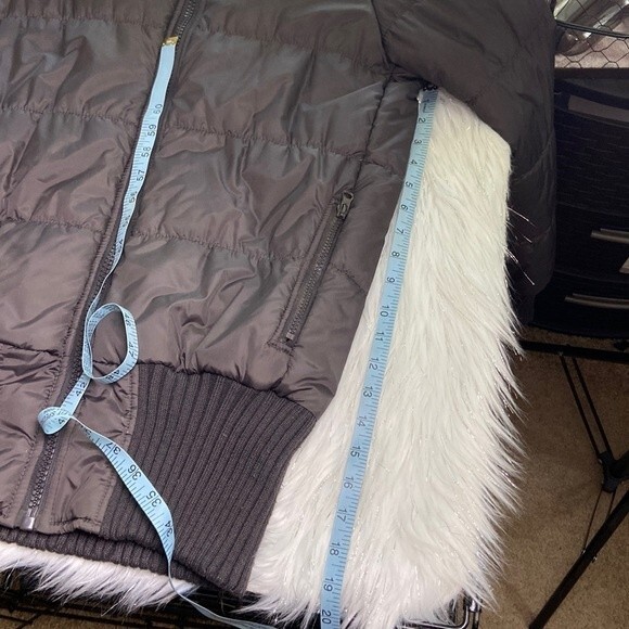 BB Dakota Small Brown Puffer Jacket - Picture 12 of 12